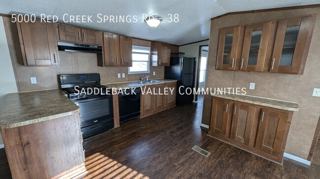 Spacious 3 Bedroom, 2 Bath Mobile Home for... - Spacious 3 Bedroom, 2 Bath Mobile Home for...