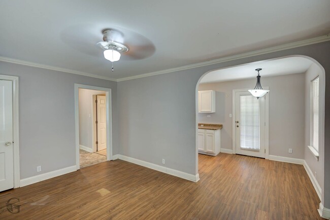 Photo - Shreveport - Charming 2-bedroom, 1-bath home