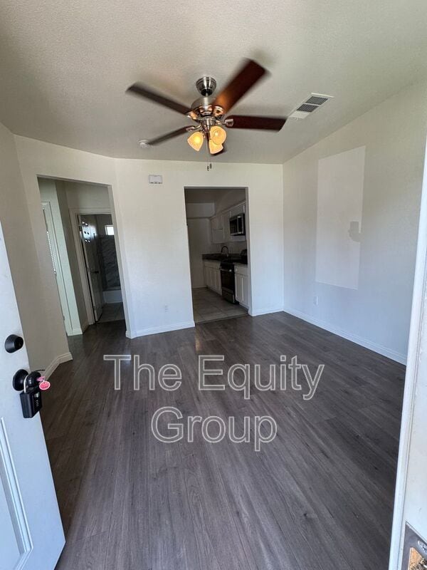 Photo - 1134 Van Dorsten Ave