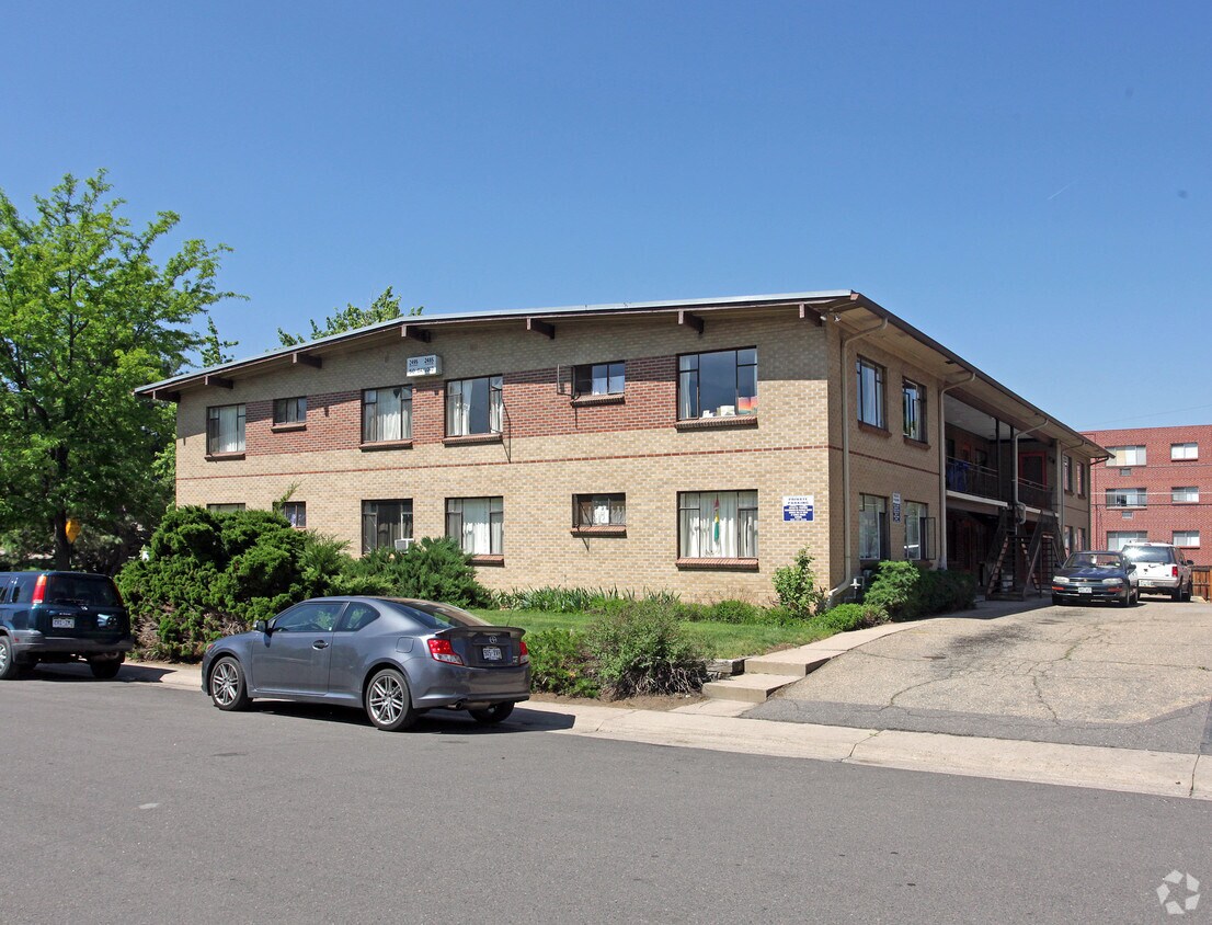 Parklane Apartments - Parklane Apartments