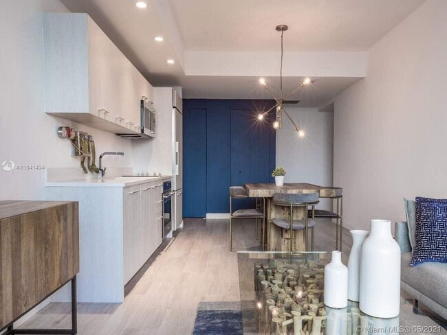 Photo - 45 SW 9th St Unit 3309