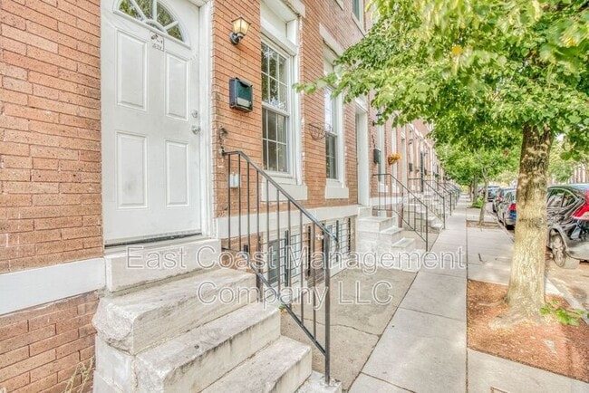 Photo - 402 E Lorraine Ave