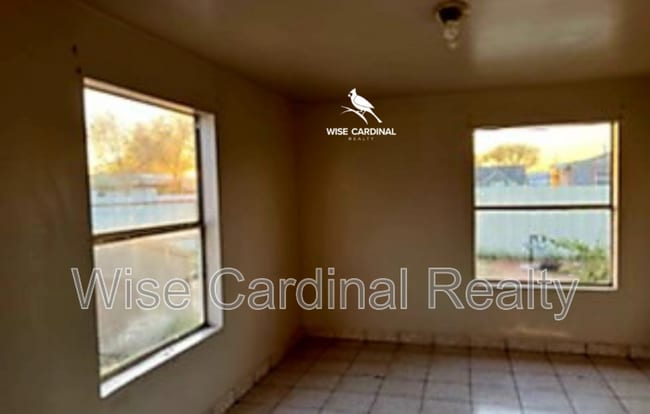 Photo - 1017 N Main Ave