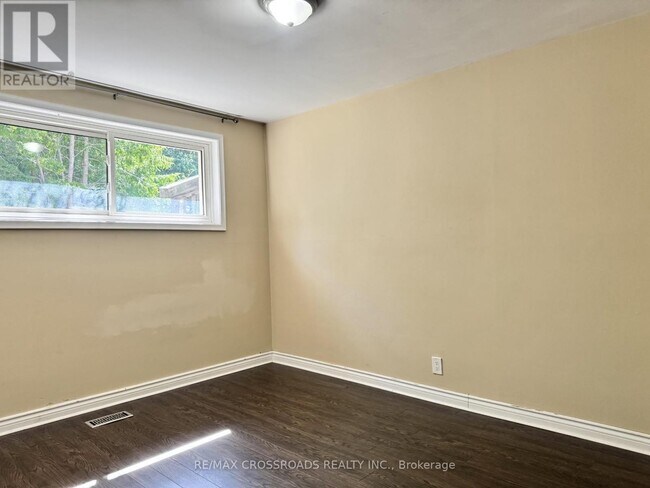 Photo - 21 Davis Rd