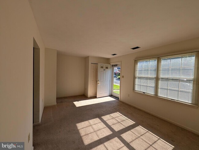 105 Ridge Ave