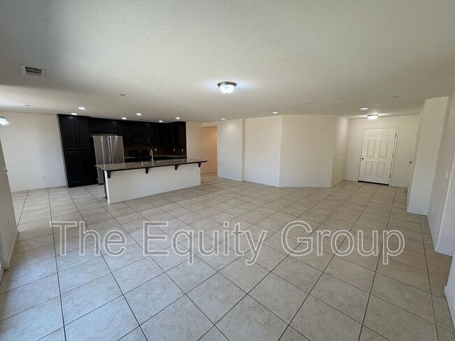 Photo - 2132 E Sweet Ave