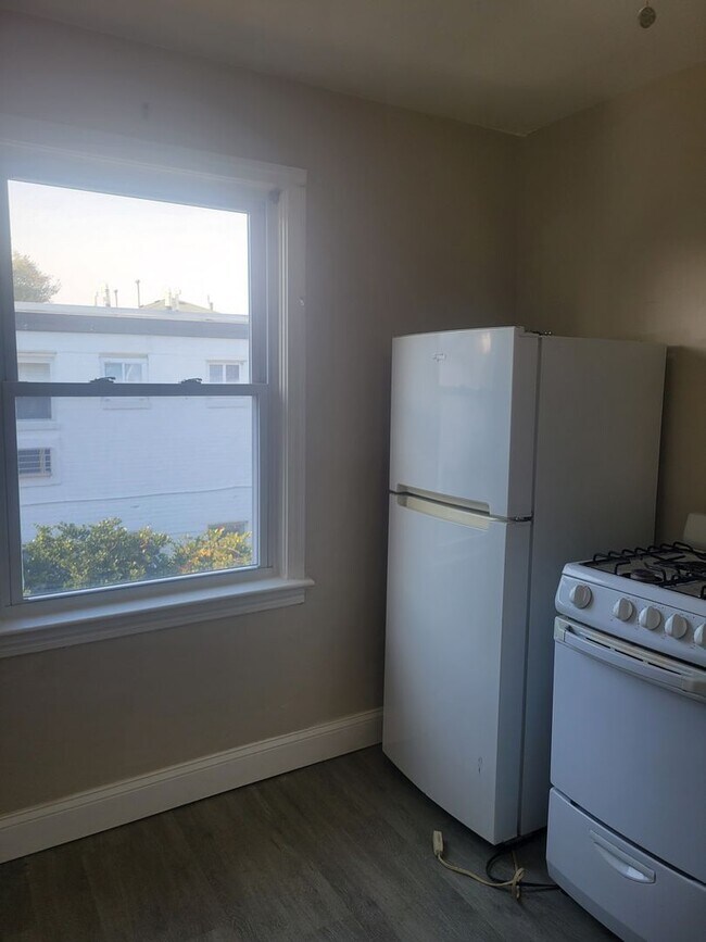 Photo - 2013 E Ocean View Ave Unit F