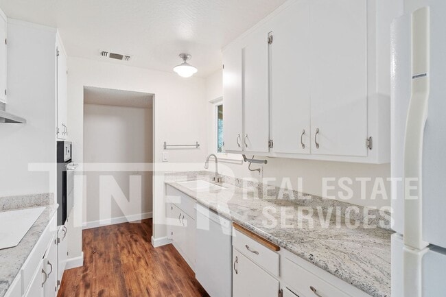 Photo - 3960 Annabelle Ave