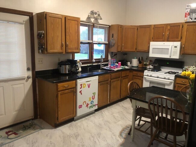 Photo - 50 Burnt Mill Rd