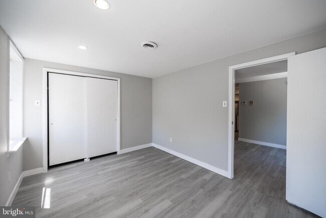 Photo - 734 S 9th St Unidad 3F