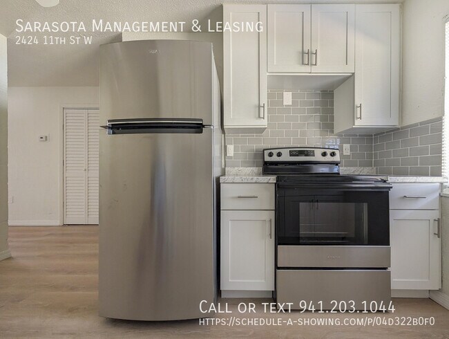 Photo - 2424 11th St W