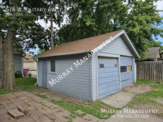 Photo - 618 W Military Ave