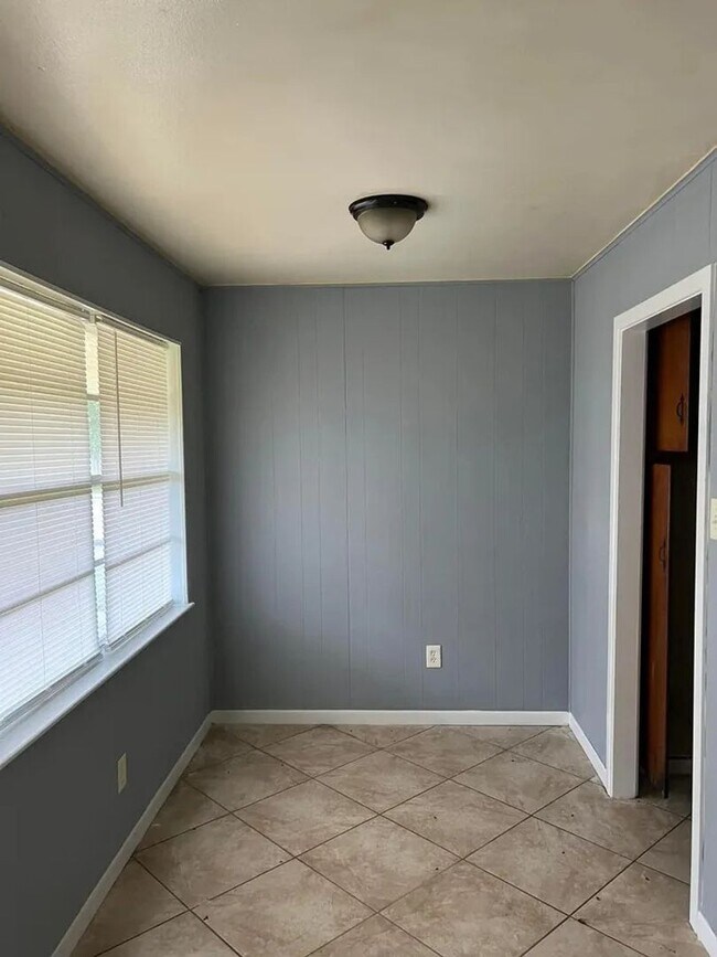 Photo - 700 Corley Ave Unit 700 Corley St - 766