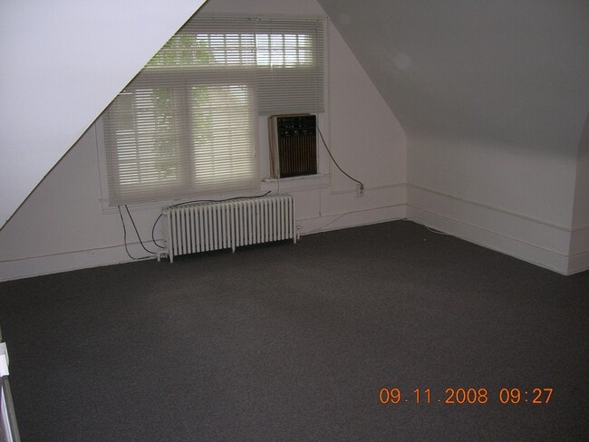 Photo - 323 N Hartley St Unit 3rd Floor Apartment