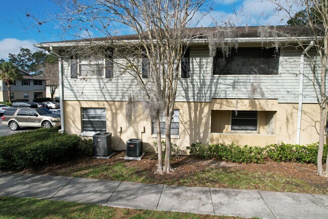 Photo - Upgraded Condo With Washer And Dryer
