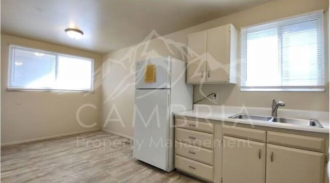 Photo - Cozy 2 Bedroom Available in Salt Lake