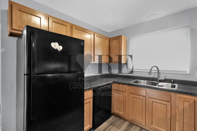 Photo - 6015 Endicott Rd