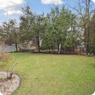 Building Photo - 1361 Biemeret St