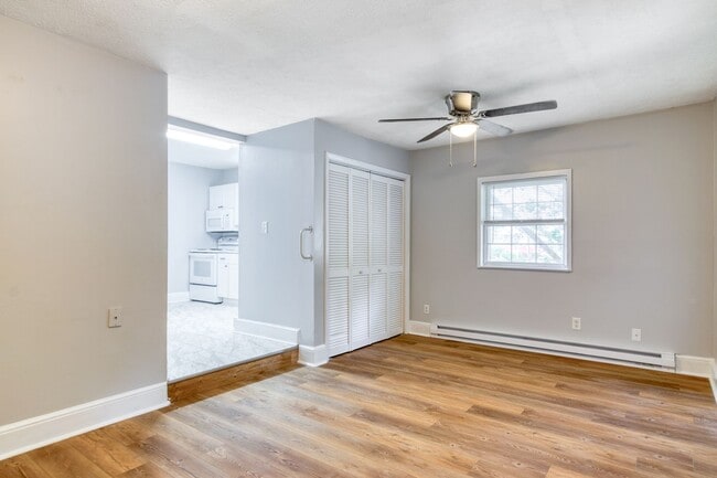 Photo - 210 Roanoke St Unit Apartment A