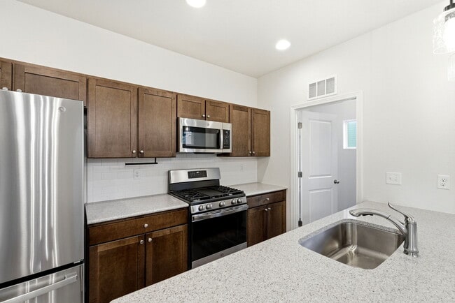 Photo - 7421 Marbled Wood Pt