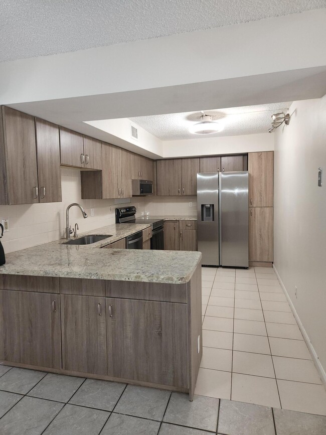 Photo - 3171 Leewood Terrace Unidad L134