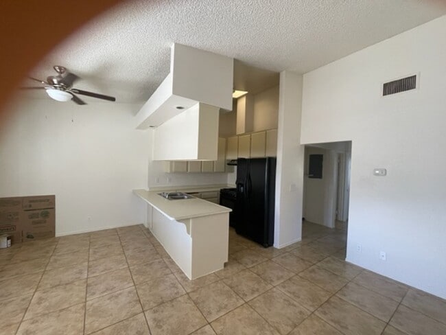 Photo - 66436 12th St Apartamento Unidad A