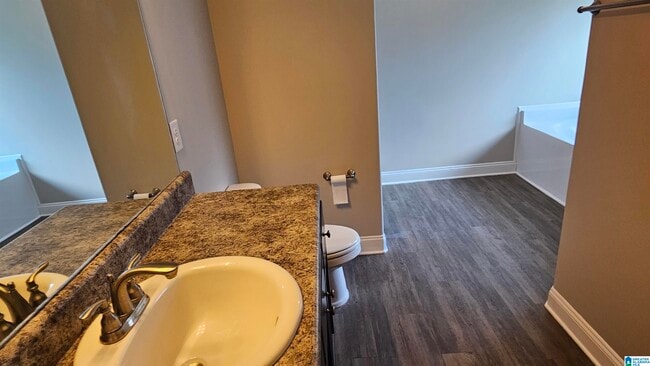 Photo - 228 Hillcrest Dr