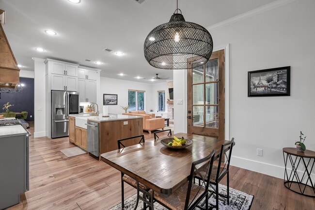 Photo - 15937 Stagecoach Rd