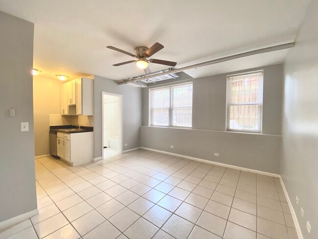 Photo - 4241 N Kenmore Ave Unit G6