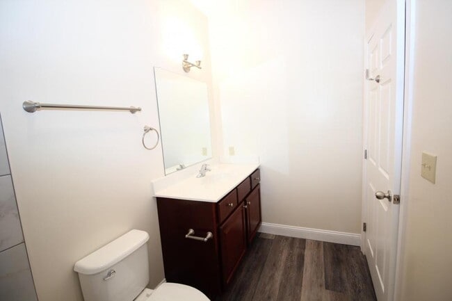 Photo - 1665 Kenton Rd