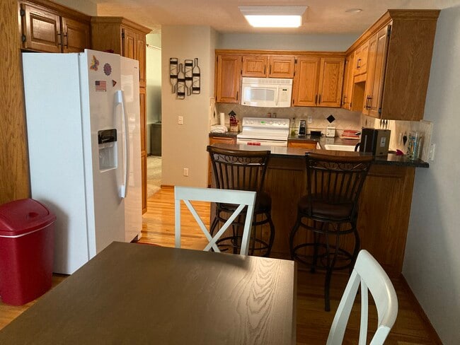 Photo - 6710 S 165th Ave