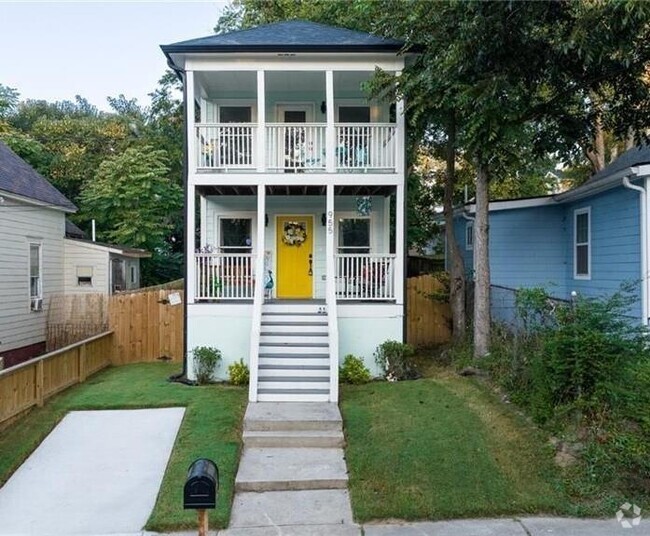 Building Photo - 955 Coleman St SW Rental