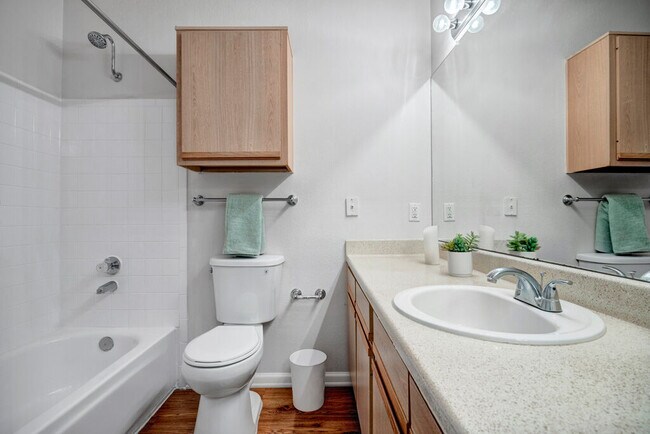 Photo - La Calera Apartments