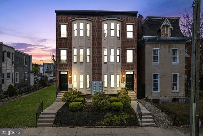 Building Photo - 3535 N 16th St Rental
