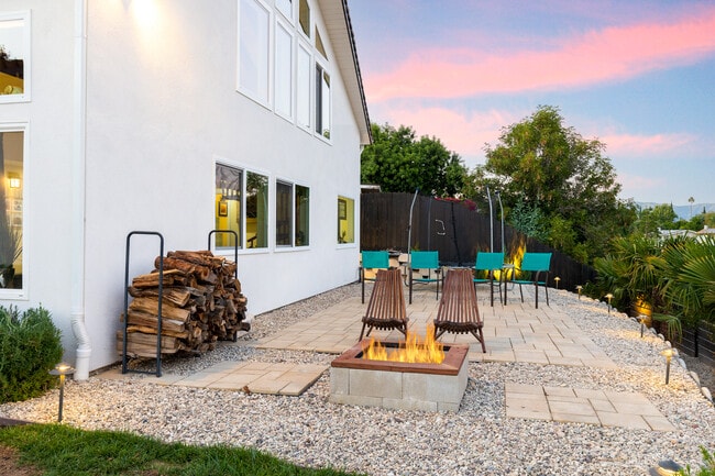 Photo - 7130 Gateshead Way