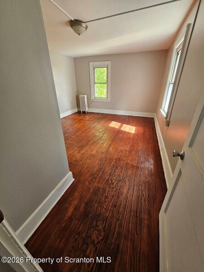 Photo - 130 Willow St