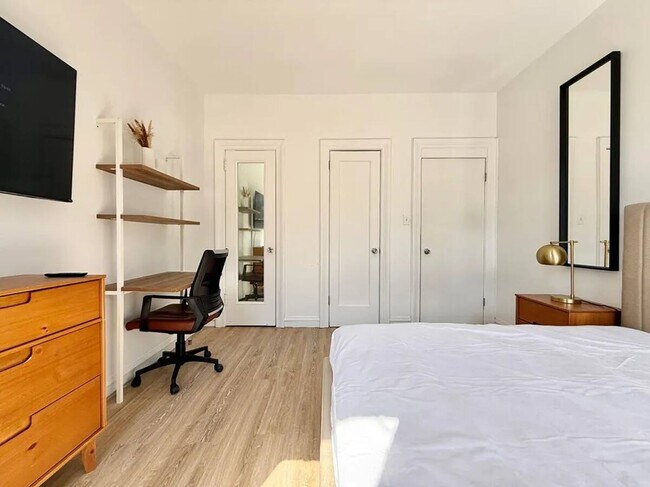 Photo - Nice room in a good neighborhood Unit 2A