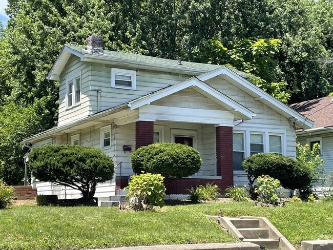Building Photo - 120 S 40th St Rental