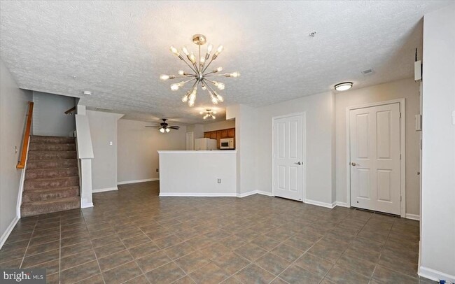 Photo - 1817 Triple Feather Rd