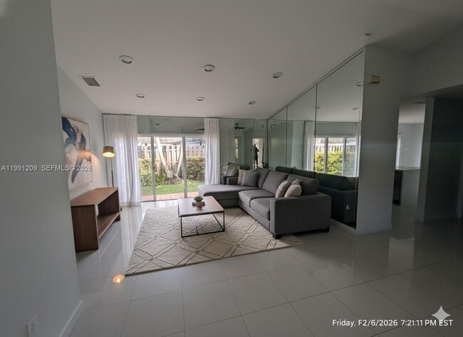 Photo - 5753 NW 98th Ave