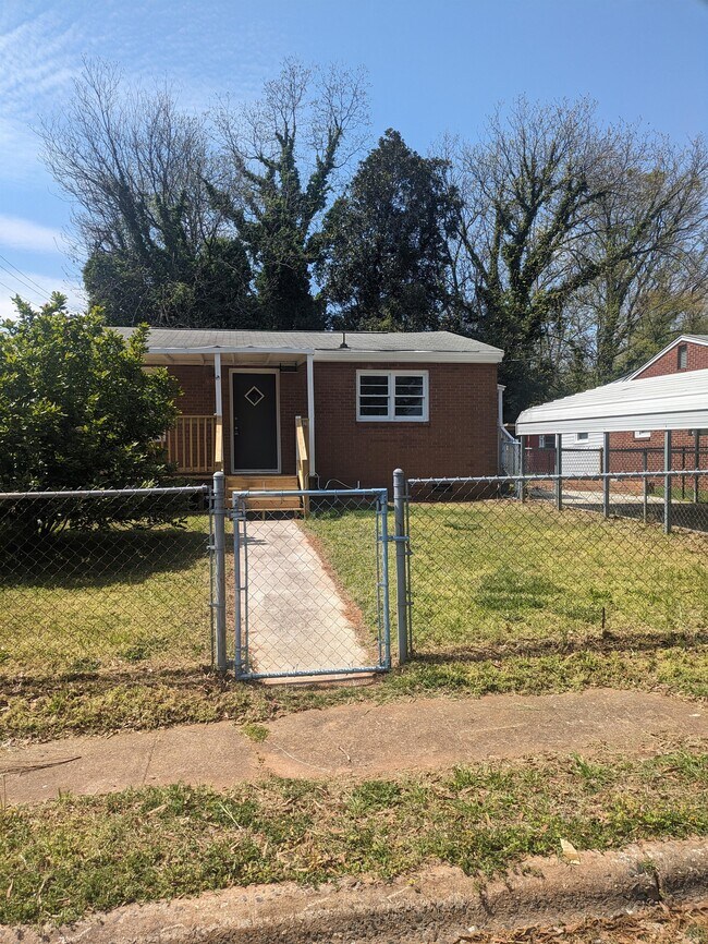 Photo - 201 N Dilling St