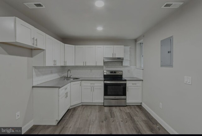 Photo - 5425 Ridgewood St Unit #2