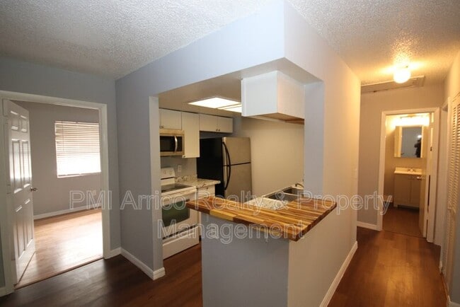 Photo - 1810 E 143rd Ave Unit Apt 3