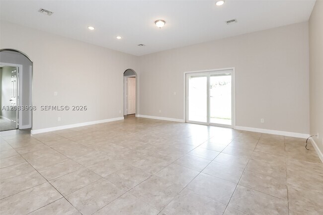 Photo - 1061 Southwest