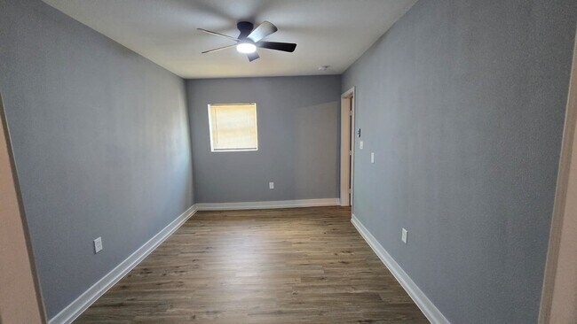Photo - 1012 Ann St
