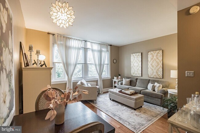 Photo - 405 Bainbridge St Unidad B Rental