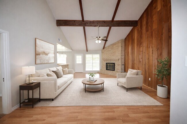 Photo - 15923 Boulder Oaks Dr