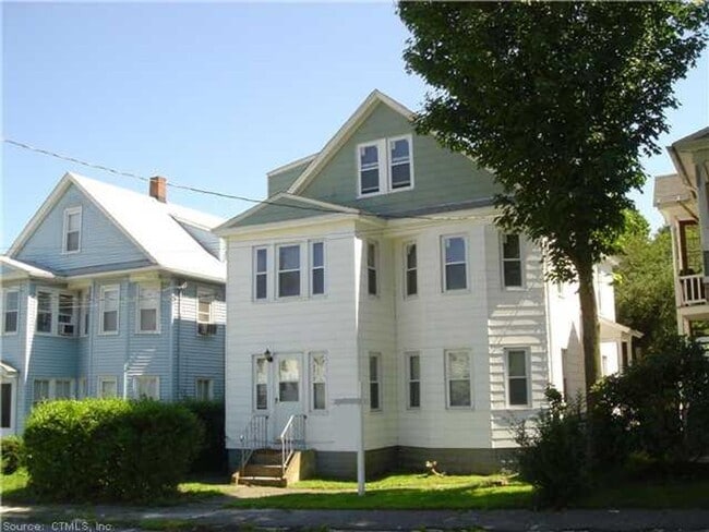 Building Photo - 119 Culvert St Unit 2nd Floor