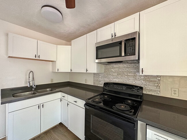 Photo - 515 S 5th Ave Unit 515 South 5th Avenue