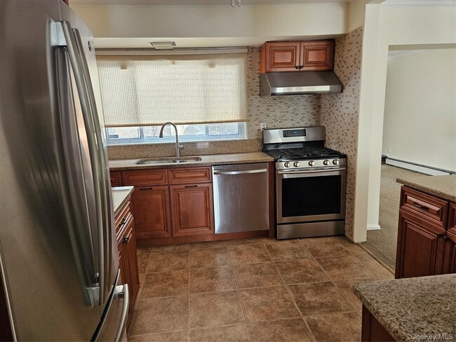 Photo - 102 Birchwood Park Dr
